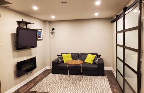 Brampton Apartment | Home Away From Home