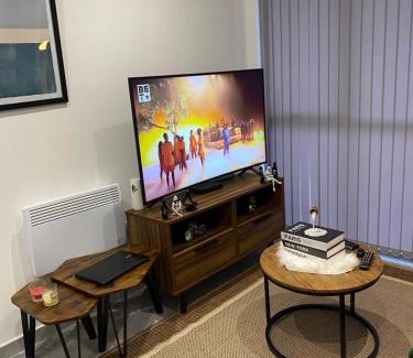 Brierley Hill Apartment | Home away from home