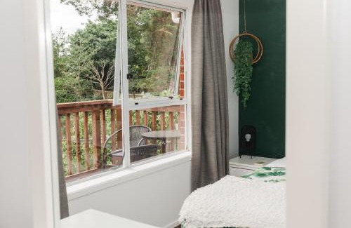Birkdale Apartment | Home away from Home - Jungle style
