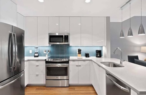 Central Village Apartment | Home away from Home! Brookline 1BR nr Boston & T station