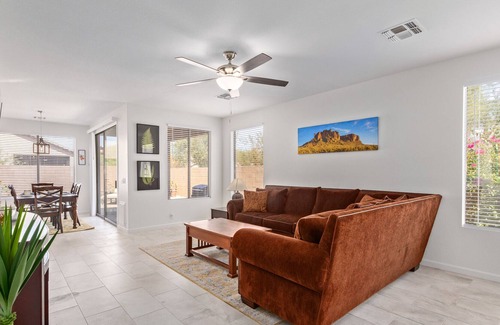 Gold Canyon House | Home Away From Home With Mountain Views!AZ