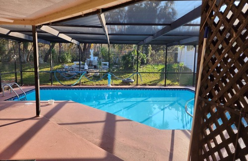 Port Richey House | Home Away From Home