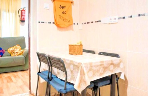 San Sebastian de los Reyes House | Homerez - Amazing house for 10 ppl. with terrace at San Sebastián de los Reyes