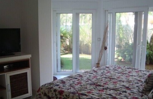 Sao Sebastiao House | Home Ground in Gated Community - 4 suites - Private pool
