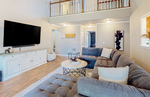 Bentonville House | Home in great location with fenced yard, fireplace, bikes, grill, patio, dogs OK