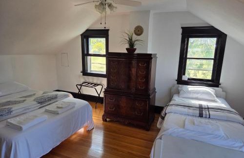 Roseneath House | Home in Roseneath