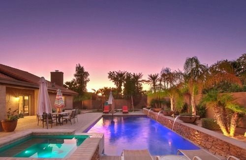 Estate Grove Valencia Est House | Home in the heart of Mesa, Heated Pool, family-friendly