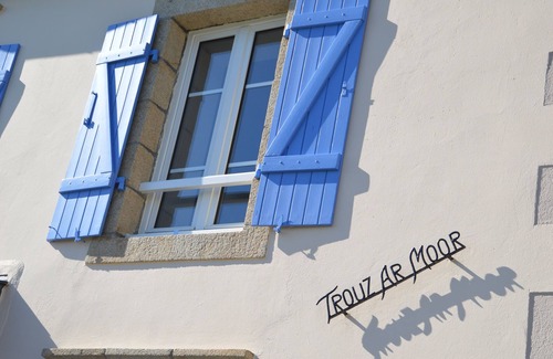 Esquibien House | Home of 30 years, completely renovated, beautiful sea views, beach walk