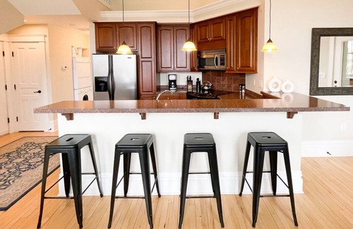 Bayfield Condo | Home Room at the Schoolhouse