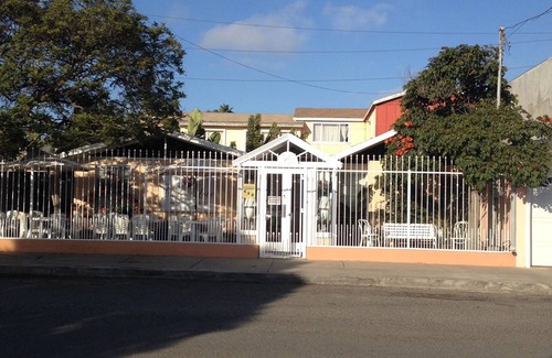 Cuauhtemoc House | Home sweet home in Ensenada