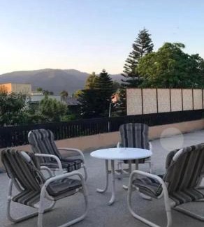 I-10 Sector House | Home villas