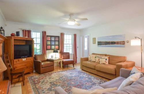 Harwich House | Home w outdoor spaces near Long Pond