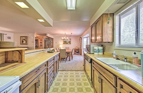 Twain Harte House | Home w/Serene Deck in Twain Harte!