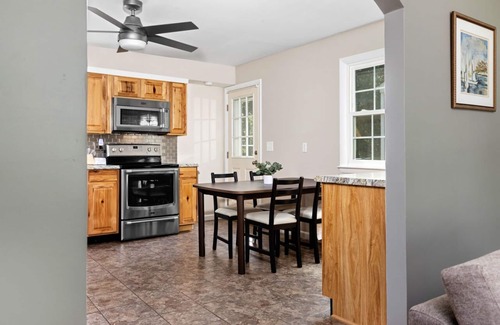 Waynesboro House | Home with amazing location, 25min to Wintergreen, 30 min to Charlottesville, 20 min Staunton