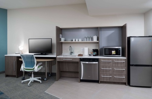 Port Canaveral Hotel | Home2 Suites by Hilton Cape Canaveral Cruise Port, FL