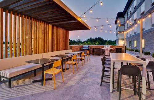 Traverse City Hotel | Home2 Suites By Hilton Traverse City
