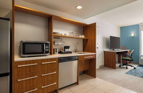 Union Square Hotel | Home2 Suites by Hilton Denver West - Federal Center, CO