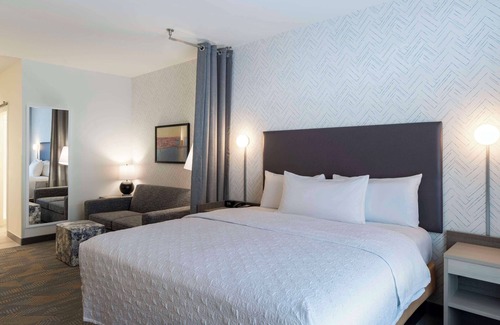 The Centre Hotel | Home2 Suites by Hilton East Haven New Haven