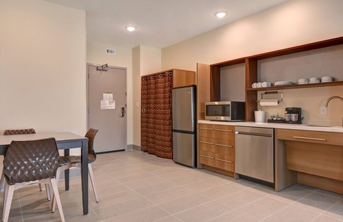 Savannah Hotel | Home2 Suites by Hilton Savannah Midtown, GA
