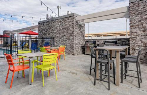 Tulsa Hotel | Home2 Suites By Hilton Tulsa Airport