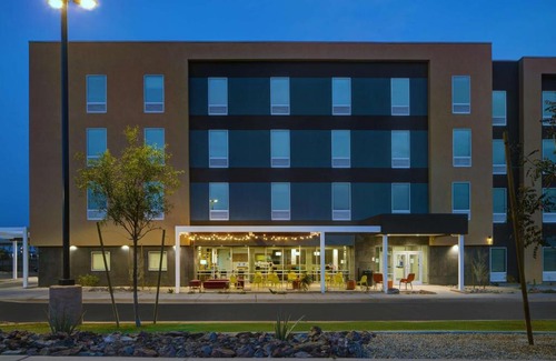 Yuma Hotel | Home2 Suites By Hilton Yuma Pivot Point