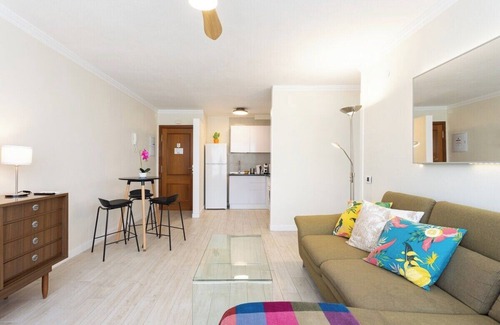 Santa Cruz de Tenerife Apartment | Home2Book Bright Apt & Communal Pool Santa Cruz