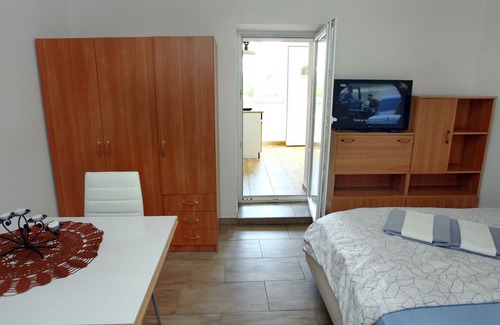 Spodnje Skofije Apartment | Homelike 1BR Retreat