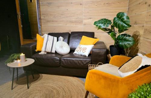Neuilly-en-Thelle Apartment | Homelove Spa