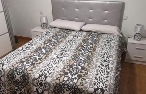 Distrito Noroeste Apartment | Homely Apartment in Cordoba with Terrace
