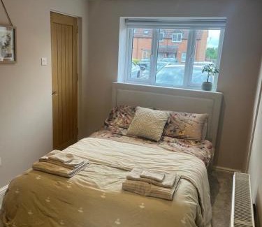 Quedgeley Apartment | Homely Apartment in Quedgeley