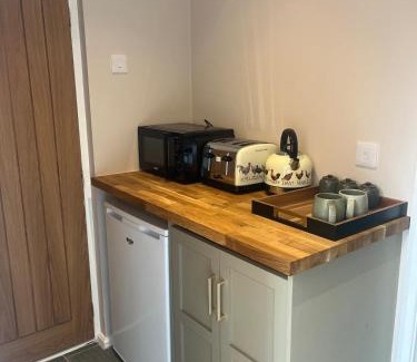Quedgeley Apartment | Homely Apartment in Quedgeley
