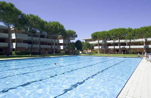 Bibione Apartment | Homely flat in residence with pool - Beahost