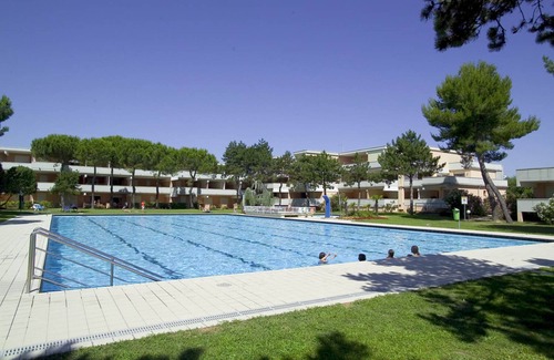 Bibione Apartment | Homely flat in residence with pool - Beahost