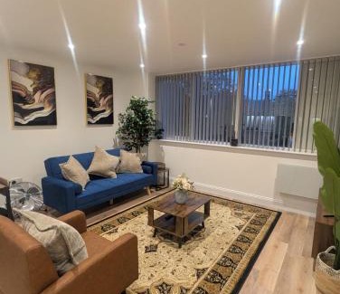 Gravesend Apartment | Homely & Lush 1 Bed Apartment at Trinity Point Gravesend, Suitable for Long Stay and Short Stay