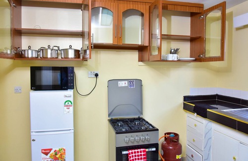 Embakasi Apartment | Homely secure apartment 15 minutes from JKIA and the SGR