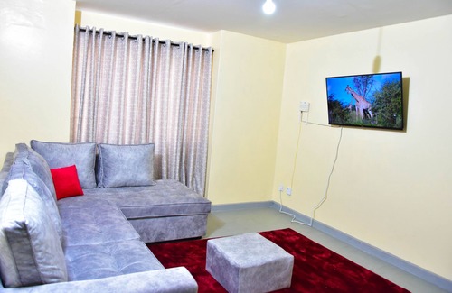 Embakasi Apartment | Homely secure apartment 15 minutes from JKIA and the SGR