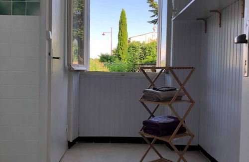 Saint-Germain-de-Lusignan House | Homerez - House in Saint-Germain-de-Lusignan