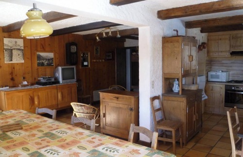 Notre-Dame-de-Bellecombe House | Homerez - House in Notre-Dame-de-Bellecombe.