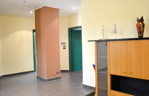 Reggio Calabria Apartment | Homerez - 100 m away from the beach! Appartement for 5 ppl. with jacuzzi