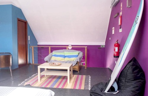 Peniche de Cima House | Homerez - 100m from the beach! Exceptional house for 3 pers. in Peniche
