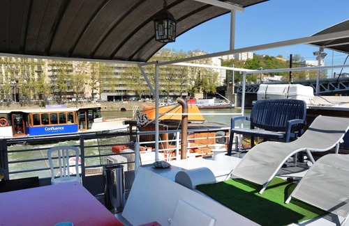 2nd Arrondissement Apartment | Homerez - Amazing appartement for 2 ppl. at Lyon