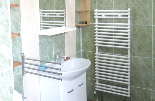 Marisel House | Homerez - Amazing house for 11 ppl. with terrace at Mărișel