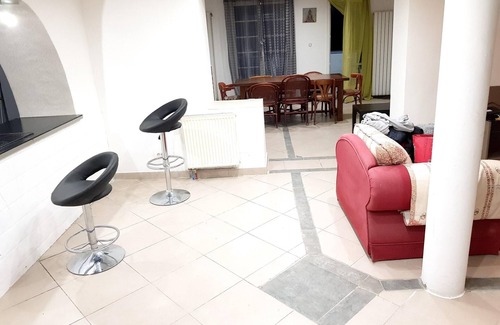 Fenay House | Homerez - Amazing house for 12 ppl. with garden, terrace and balcony at Fénay