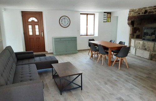 Quettehou House | Homerez - Amazing house for 9 ppl. with garden and terrace at Quettehou