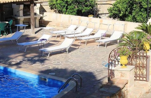 Castrignano del Capo Apartment | Homerez - Appartement 4 km away from the beach for 5 ppl. with shared pool