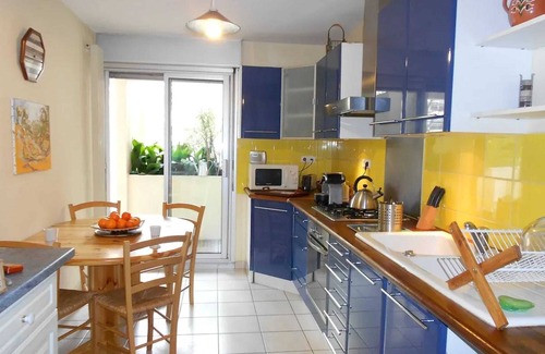 Gares Apartment | Homerez - Apartment in Montpellier