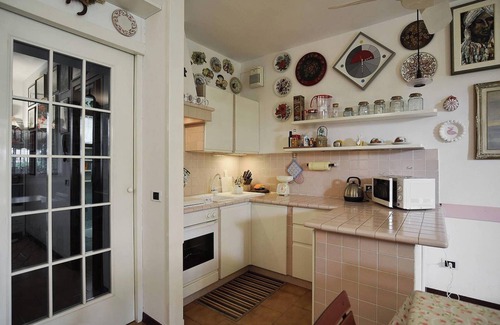 Pacengo Apartment | Homerez - Apartment in Pacengo, garden view