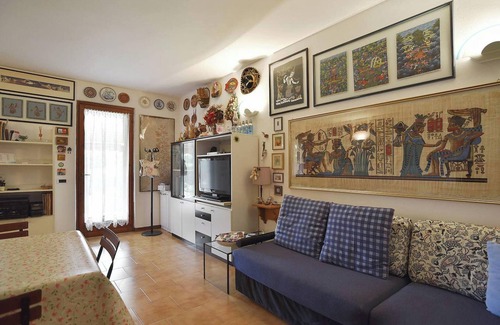 Pacengo Apartment | Homerez - Apartment in Pacengo, garden view