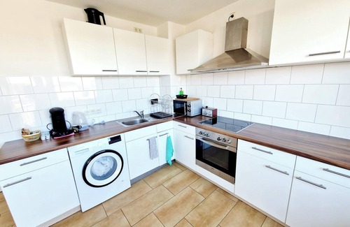 Neckarau Apartment | Homerez - Appt. Mannheim/Neckarau
