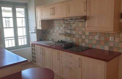 Romans-sur-Isere Apartment | Homerez - Apt in Romans-sur-Isère - Parking incl.